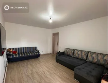 2-комнатная квартира, этаж 4 из 9, 58 м², миниатюра 12