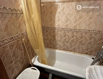 1-комнатная квартира, этаж 1 из 5, 33 м², На длительный срок, миниатюра 3