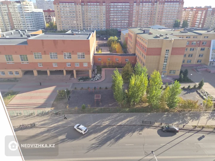 1-комнатная квартира, этаж 9 из 9, 44 м², фотография 2