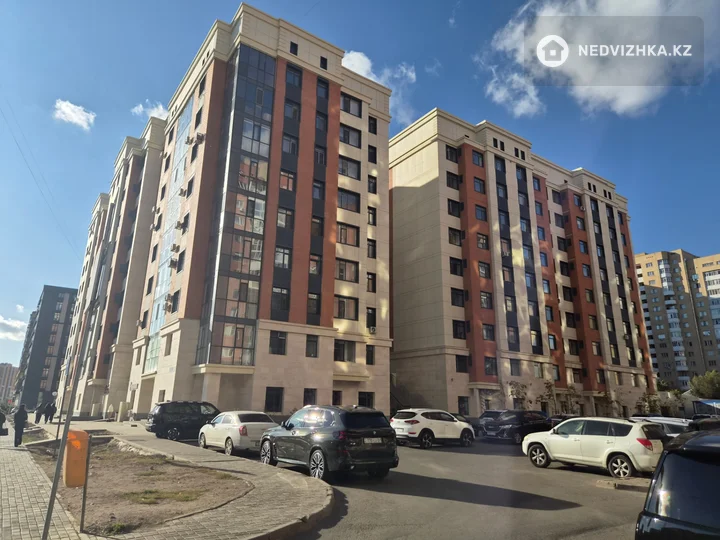 1-комнатная квартира, этаж 9 из 9, 44 м², фотография 3