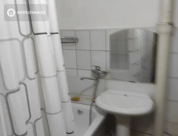 1-комнатная квартира, этаж 2 из 3, 33 м², На длительный срок, миниатюра 4
