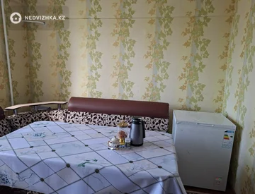 2-комнатная квартира, этаж 4 из 5, 70 м², миниатюра 6