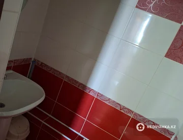2-комнатная квартира, этаж 4 из 5, 70 м², миниатюра 9
