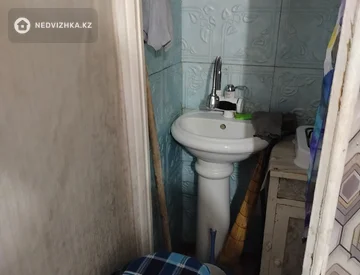 1-комнатная квартира, этаж 1 из 4, 11 м², миниатюра 1
