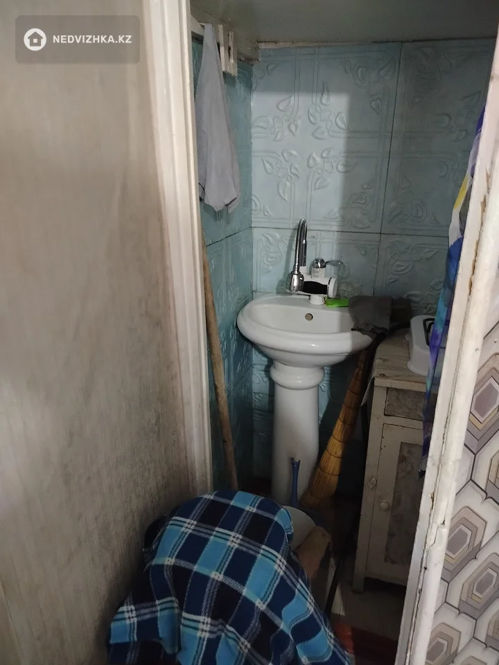 1-комнатная квартира, этаж 1 из 4, 11 м²