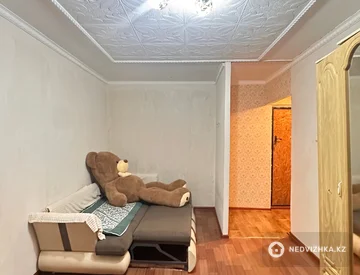 1-комнатная квартира, этаж 4 из 5, 31 м², миниатюра 2