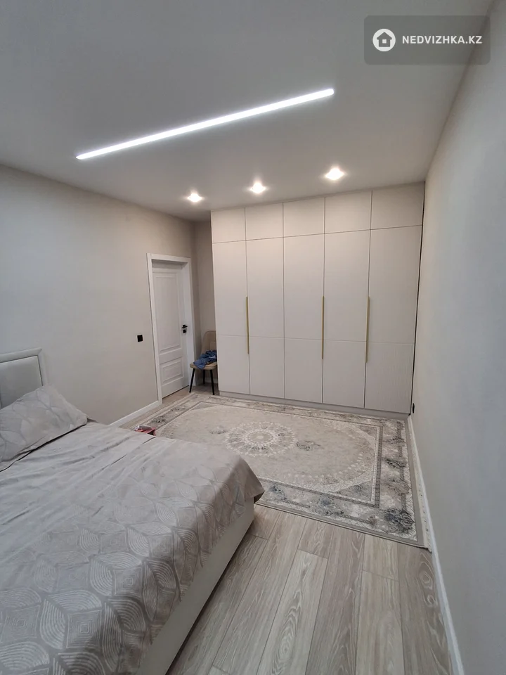 2-комнатная квартира, этаж 9 из 10, 63 м²