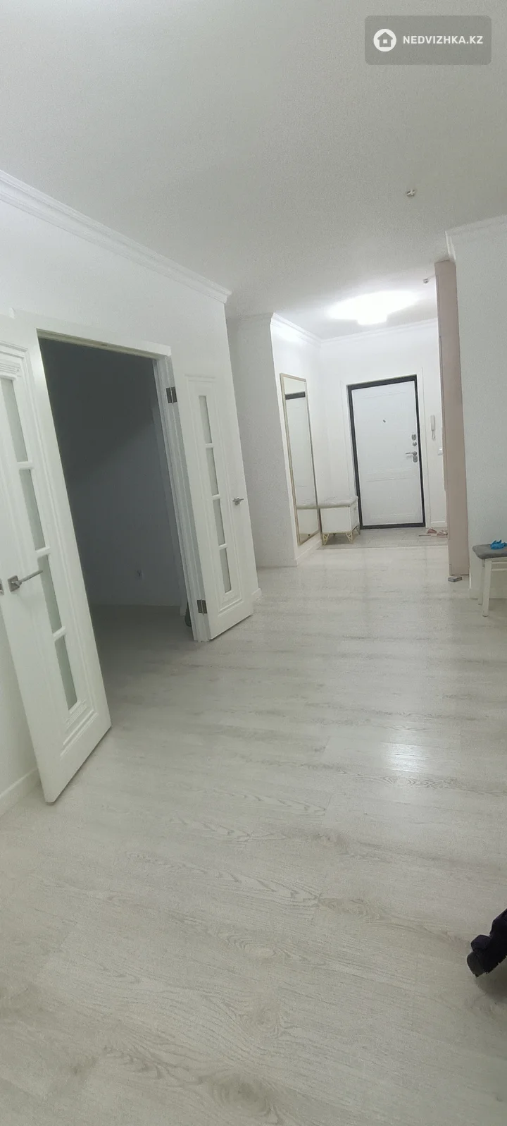3-комнатная квартира, этаж 12 из 16, 92 м², На длительный срок, фотография 4