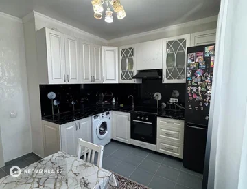 3-комнатная квартира, этаж 12 из 12, 70 м², миниатюра 7