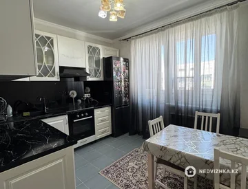 3-комнатная квартира, этаж 12 из 12, 70 м², миниатюра 8
