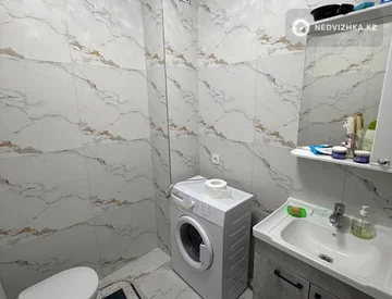 1-комнатная квартира, этаж 2 из 3, 38 м², миниатюра 1