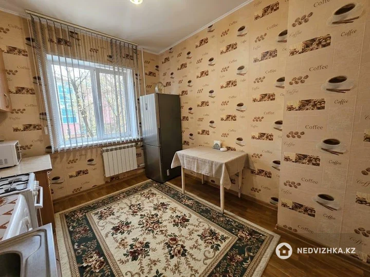 1-комнатная квартира, этаж 2 из 9, 40 м², фотография 2