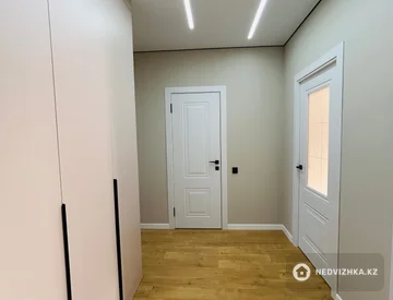 3-комнатная квартира, этаж 8 из 10, 75 м², На длительный срок, миниатюра 9