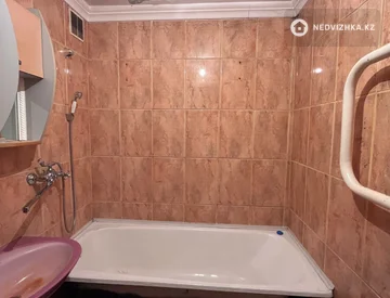 3-комнатная квартира, этаж 1 из 6, 65 м², миниатюра 9