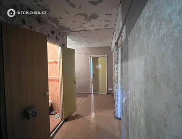 3-комнатная квартира, этаж 1 из 6, 65 м², миниатюра 11