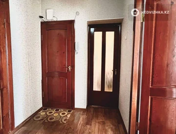 2-комнатная квартира, этаж 5 из 5, 50 м², миниатюра 2