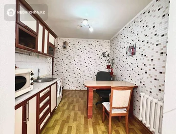2-комнатная квартира, этаж 5 из 5, 50 м², миниатюра 12