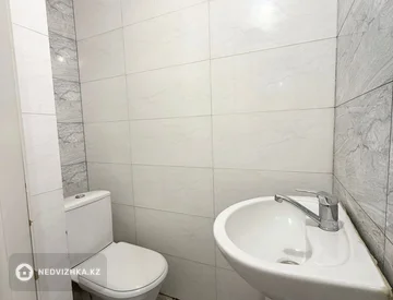 2-комнатная квартира, этаж 2 из 9, 53 м², миниатюра 12
