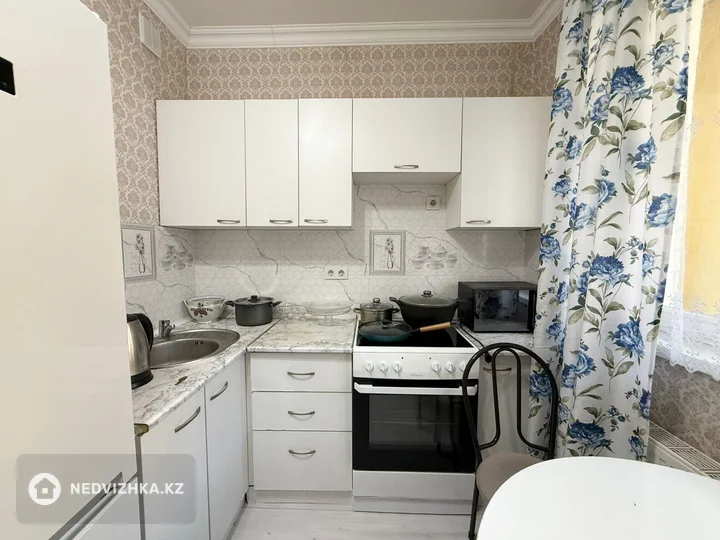 2-комнатная квартира, этаж 2 из 9, 53 м²