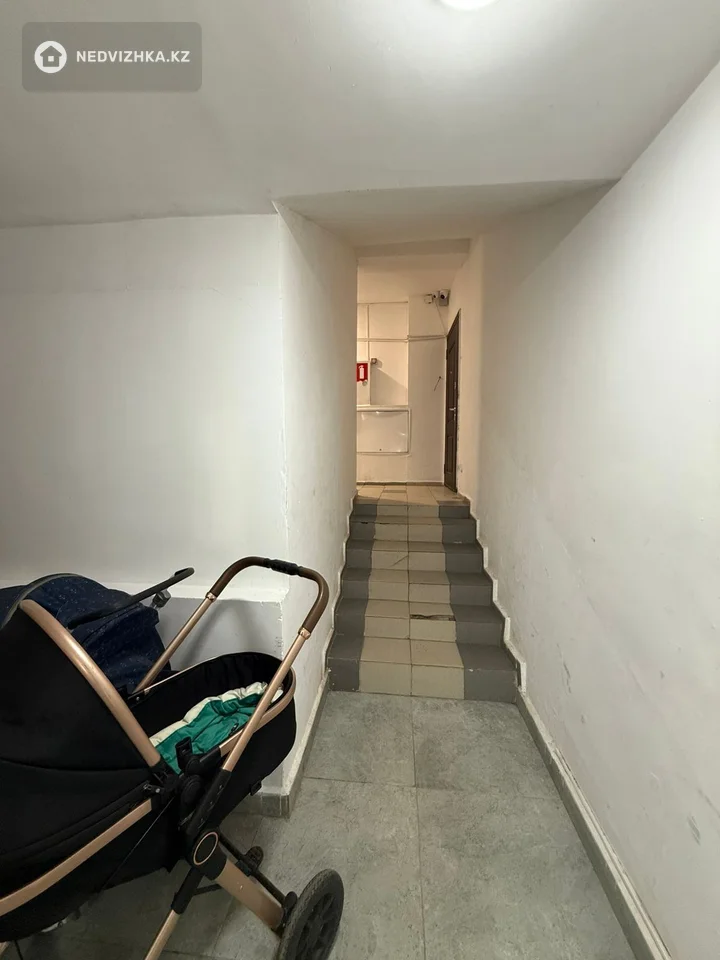 2-комнатная квартира, этаж 2 из 9, 53 м², фотография 2