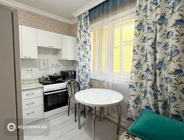 2-комнатная квартира, этаж 2 из 9, 53 м², миниатюра 9