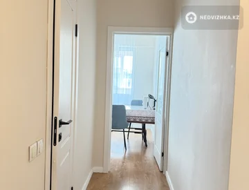 1-комнатная квартира, этаж 11 из 15, 50 м², Посуточно, миниатюра 5