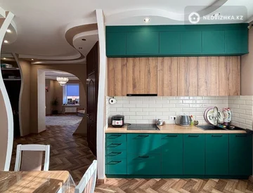 7-комнатный дом, 10 соток, 297 м², миниатюра 3