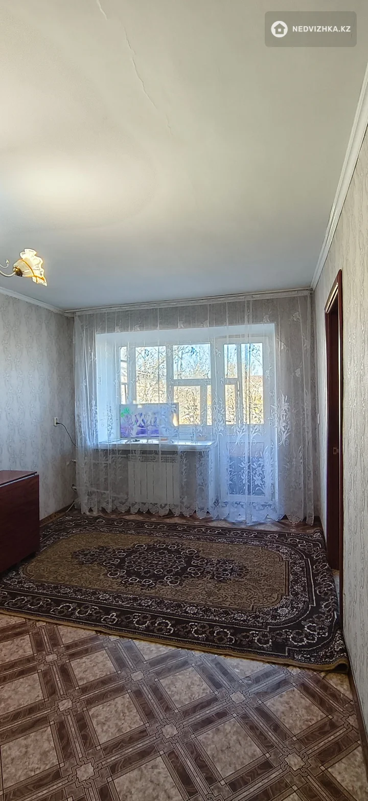 2-комнатная квартира, этаж 5 из 5, 42 м², На длительный срок, фотография 4
