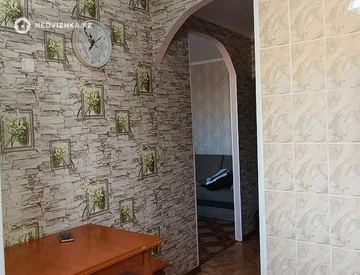 2-комнатная квартира, этаж 5 из 5, 42 м², На длительный срок, миниатюра 6