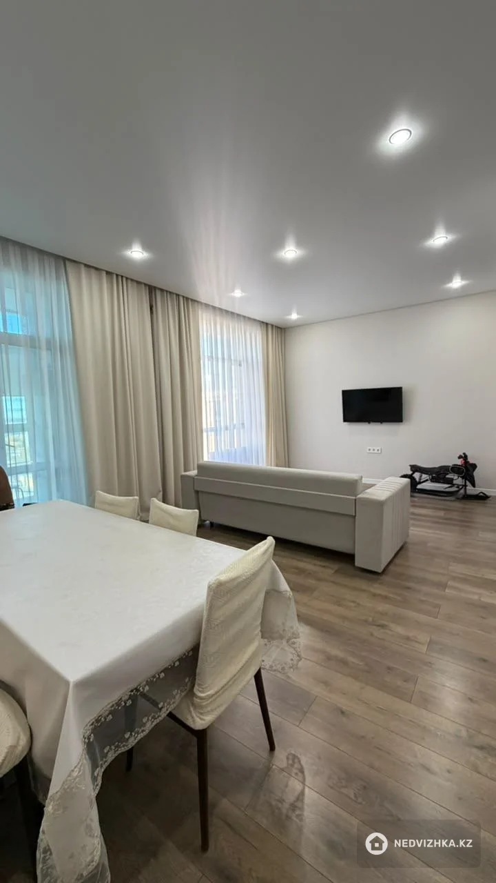 2-комнатная квартира, этаж 10 из 10, 42 м², фотография 5