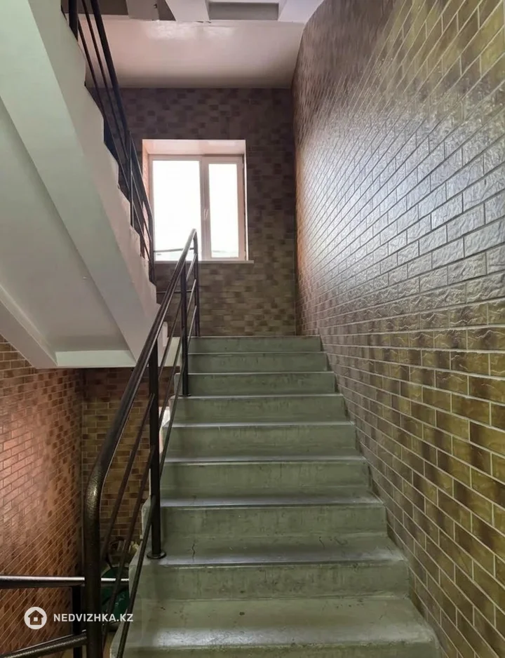 3-комнатная квартира, этаж 4 из 5, 73 м², фотография 3