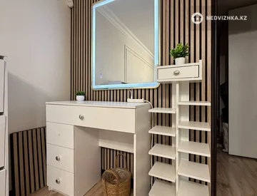 2-комнатная квартира, этаж 3 из 5, 60 м², На длительный срок, миниатюра 3