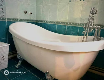 2-комнатная квартира, этаж 3 из 5, 60 м², На длительный срок, миниатюра 10