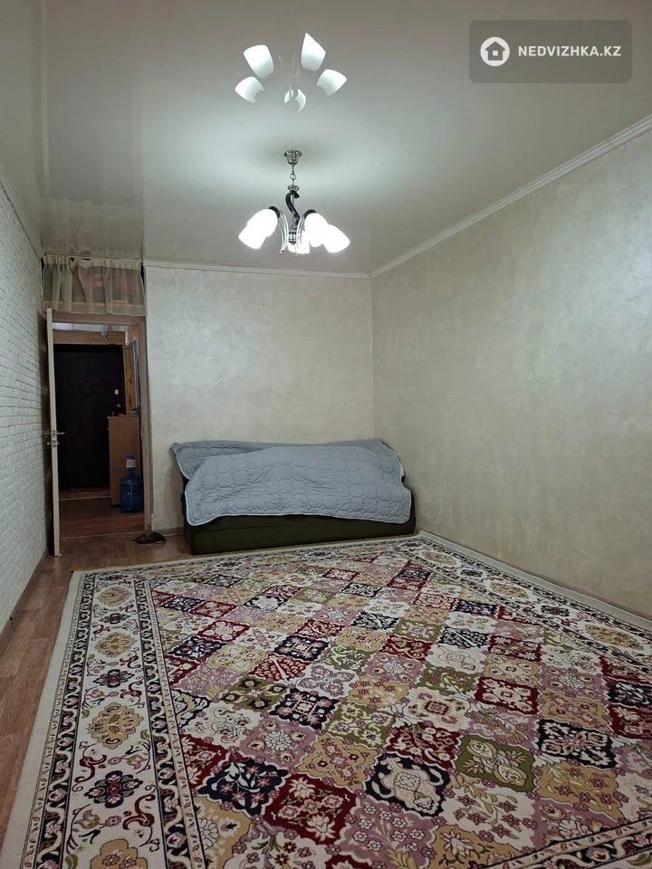 2-комнатная квартира, этаж 4 из 9, 52 м², фотография 2