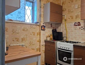 2-комнатная квартира, этаж 4 из 9, 52 м², миниатюра 5