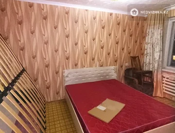 2-комнатная квартира, этаж 5 из 9, 55 м², миниатюра 2