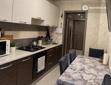 2-комнатная квартира, этаж 1 из 4, 42 м², миниатюра 8