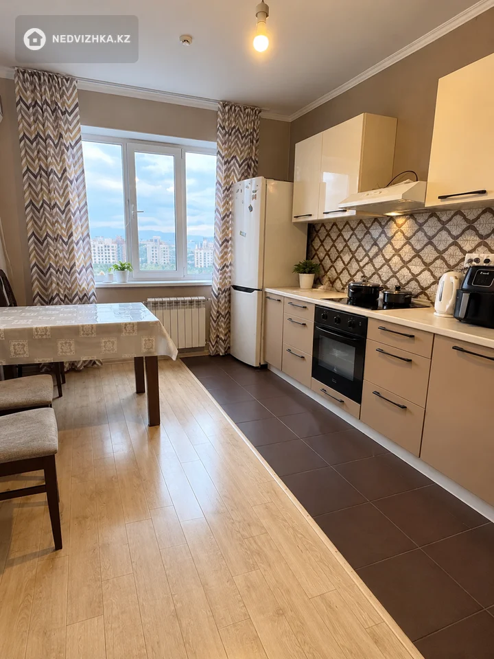 2-комнатная квартира, этаж 9 из 16, 66 м², фотография 3