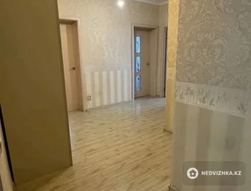 2-комнатная квартира, этаж 9 из 16, 66 м², миниатюра 6
