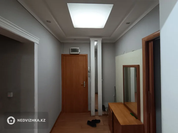 3-комнатная квартира, этаж 1 из 5, 70 м²