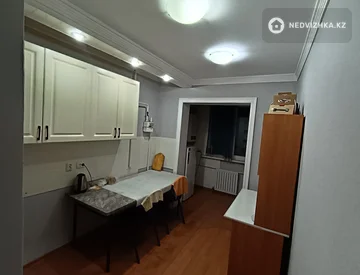 3-комнатная квартира, этаж 1 из 5, 70 м², миниатюра 3