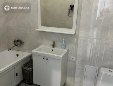 2-комнатная квартира, этаж 4 из 9, 78 м², На длительный срок, миниатюра 7