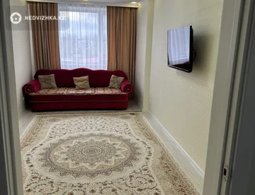 2-комнатная квартира, этаж 4 из 9, 78 м², На длительный срок, миниатюра 11