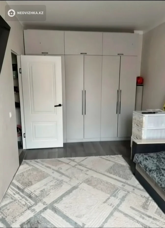 2-комнатная квартира, этаж 1 из 3, 48 м², фотография 3
