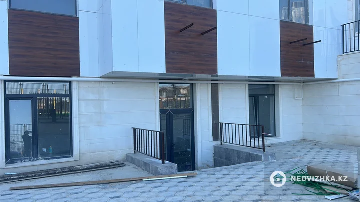 Помещение, этаж 1 из 10, 81 м², фотография 3