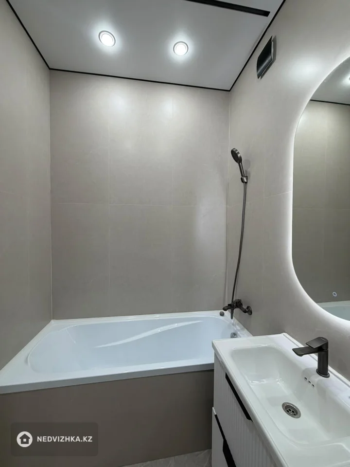 1-комнатная квартира, этаж 7 из 9, 38 м², фотография 2