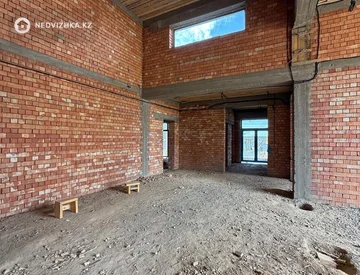 6-комнатный дом, 8 соток, 283 м², миниатюра 7