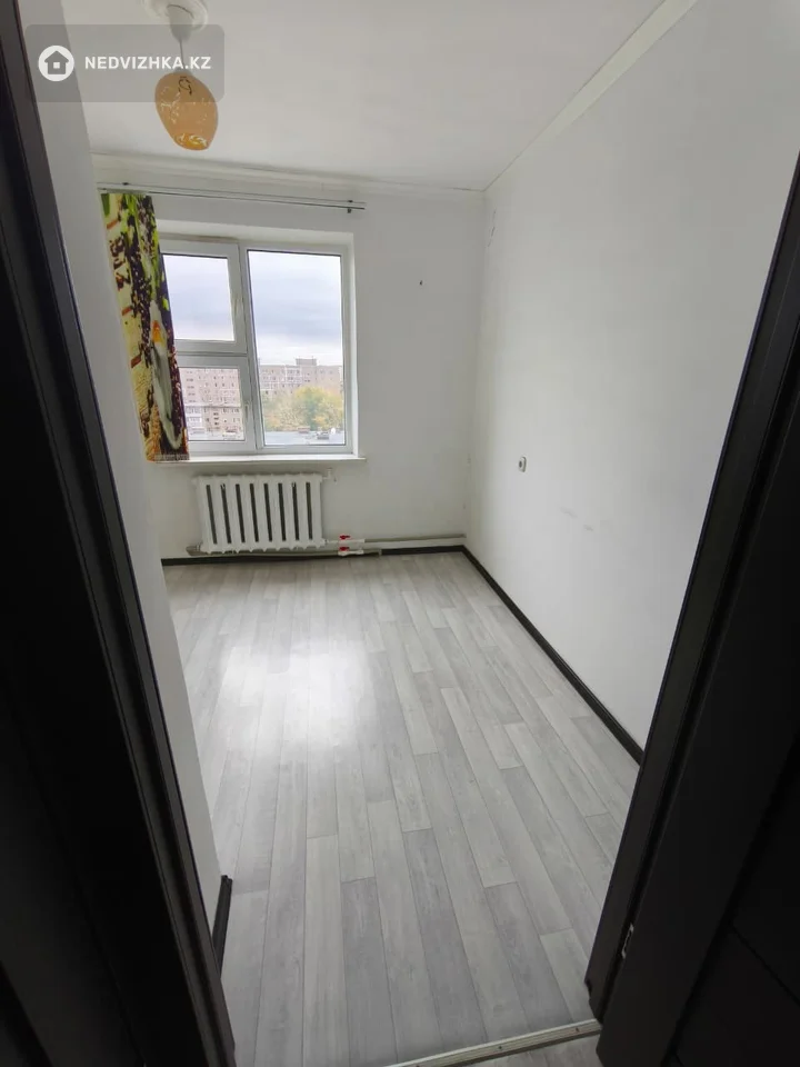 2-комнатная квартира, этаж 9 из 9, 54 м², фотография 5