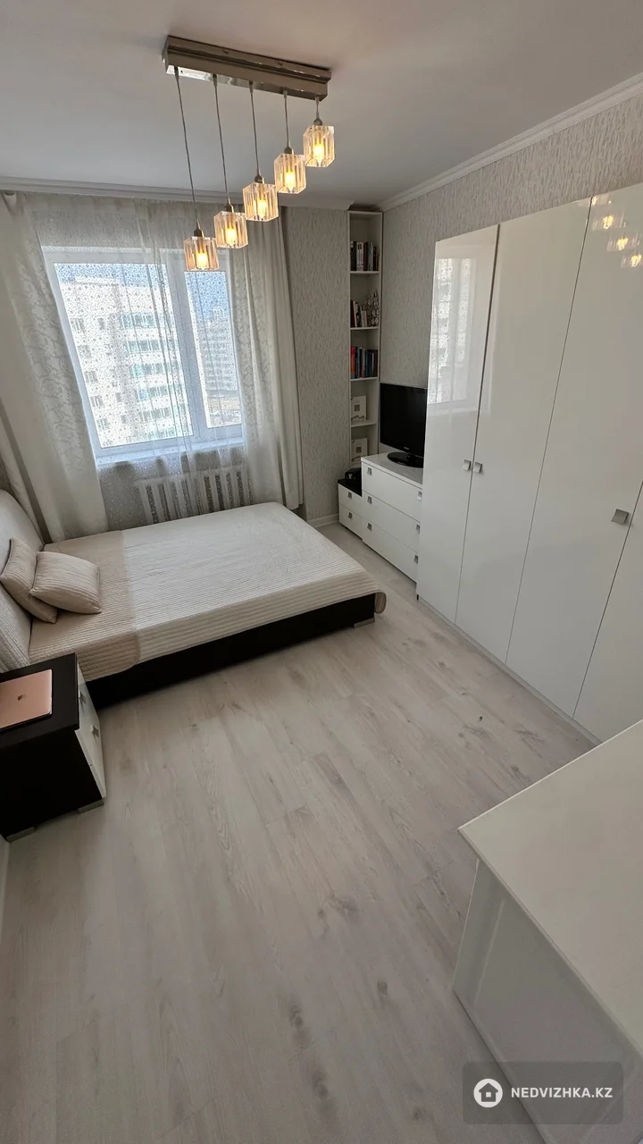 2-комнатная квартира, этаж 9 из 13, 78 м², На длительный срок, фотография 3
