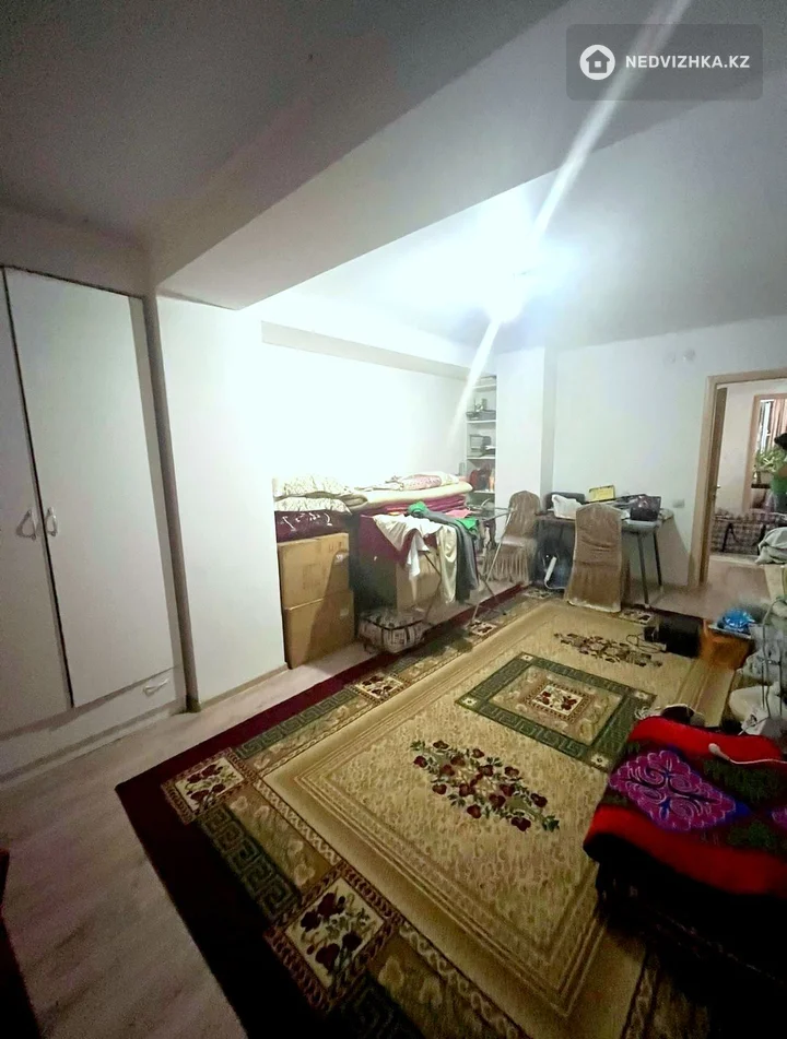 2-комнатная квартира, этаж 2 из 5, 62 м², фотография 5
